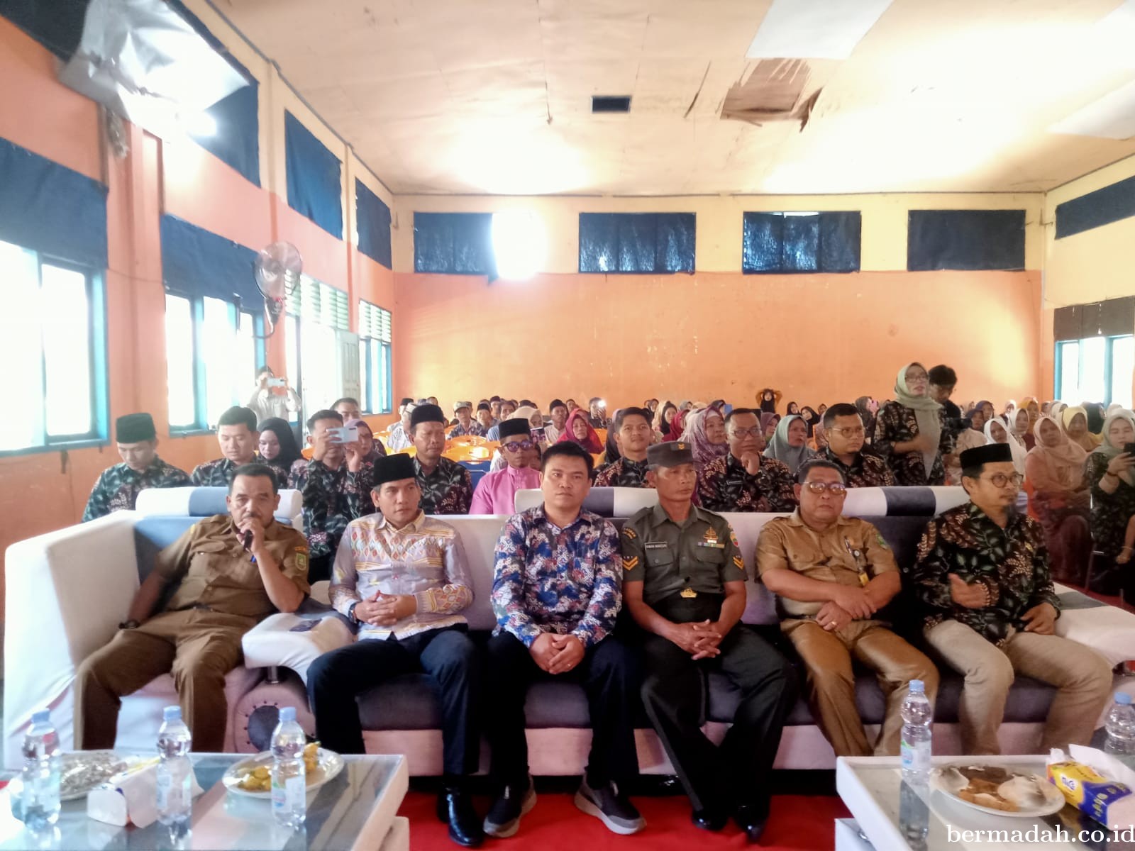 Kegiatan Pelepasan Siswa Siswi SMAN1 Sungai Apit
