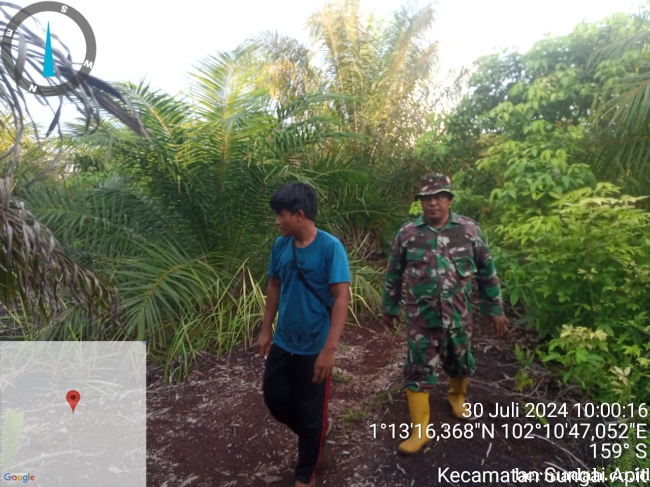 Penanggulangan Karhutla di Wilayah Koramil 02/Sungai Apit, Selasa 30 Juli