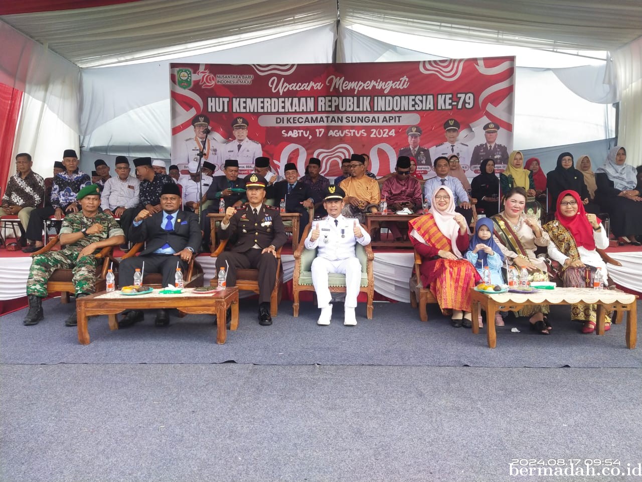 Upacara Pengibaran Bendera Sang Merah Putih Dalam Rangka HUT ke-79 RI Tahun 2024 di Sungai Apit