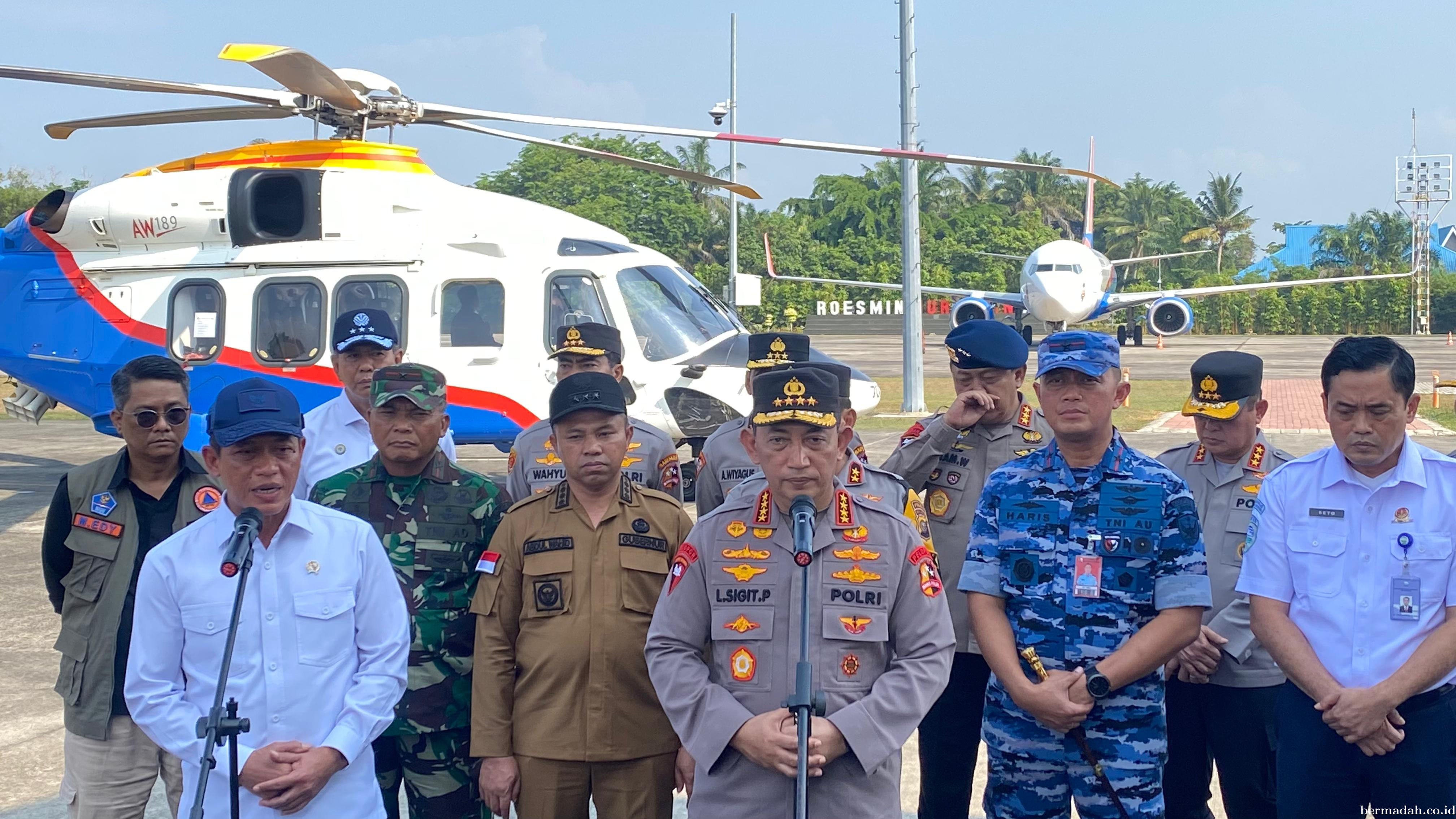 Kapolri dan Menteri LHK Tinjau Langsung Karhutla Riau