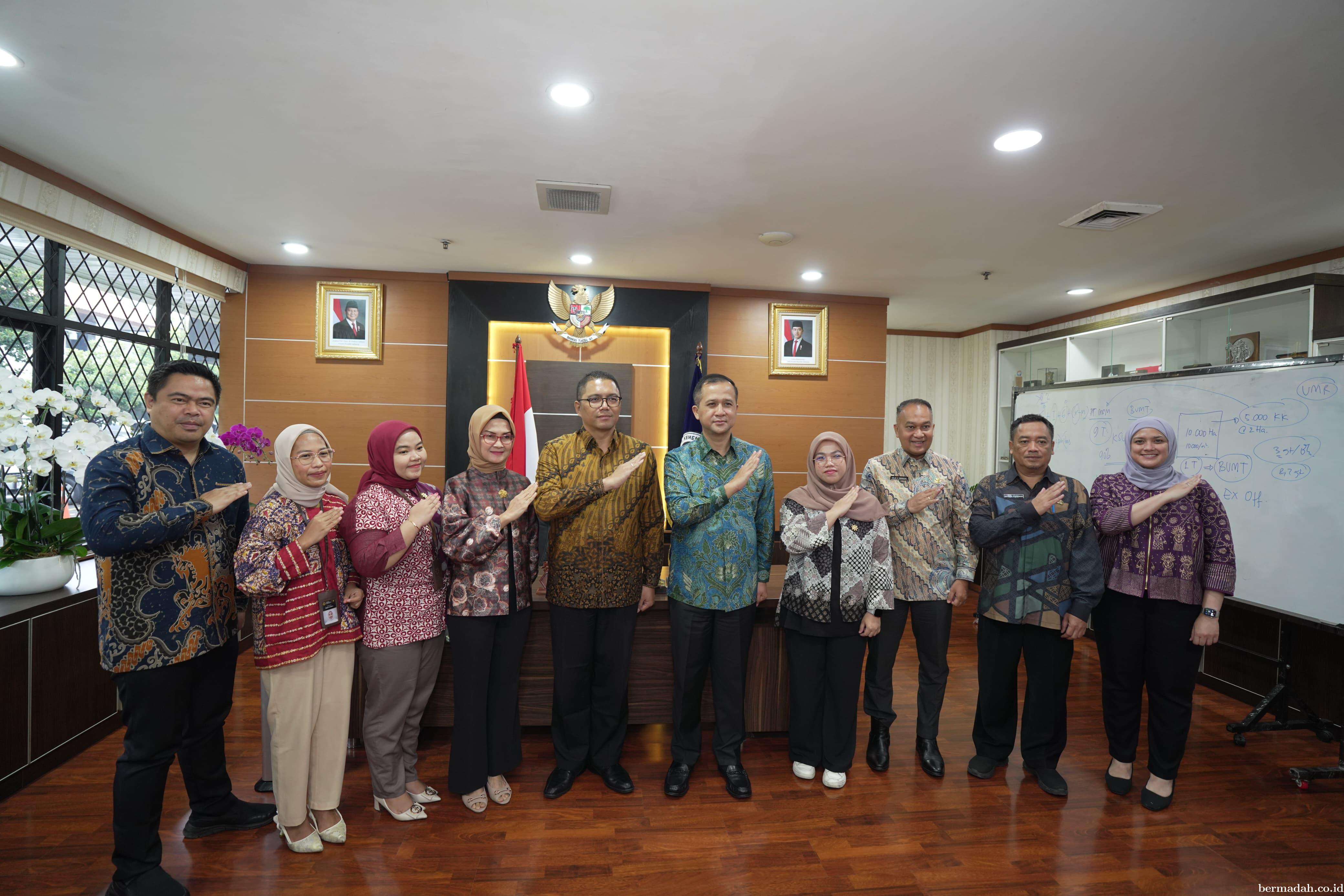 Menteri Iftitah: Tansmigrasi adalah Strategi Menuju Indonesia Emas 2045