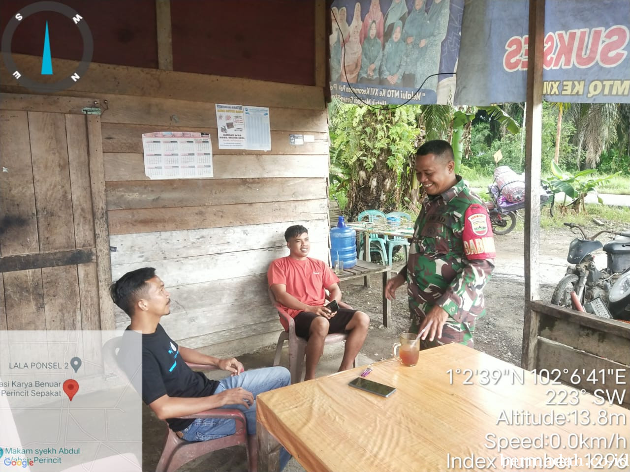 Senin 28 Juli, Babinsa Koramil 02/Sungai Apit Komsos kepada Masyarakat Kampung Dosan