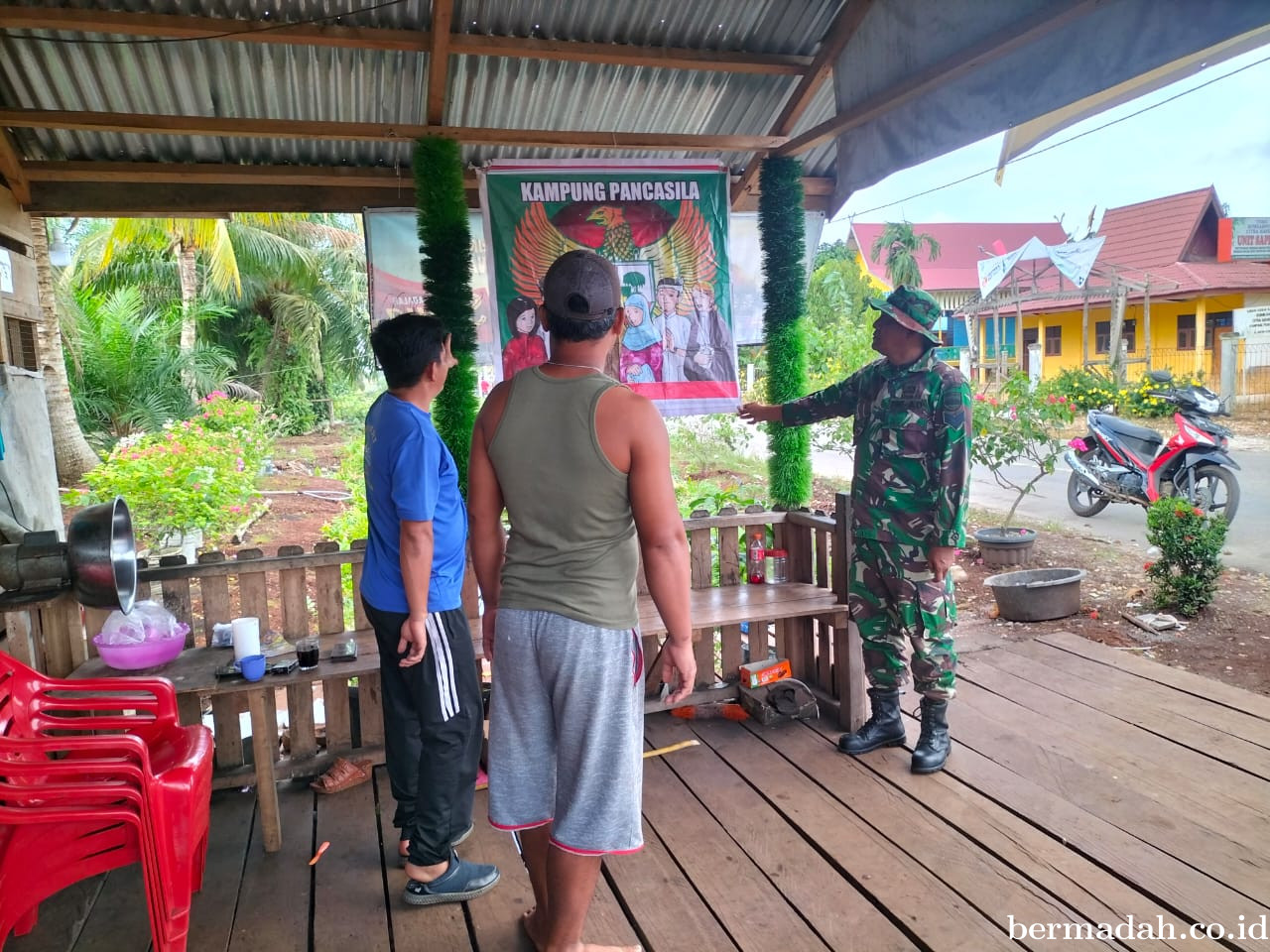 Selasa 29 Juli, Babinsa Koramil 02/SA Komsos dan Sosialisasi tentang Nilai-Nilai Pancasila