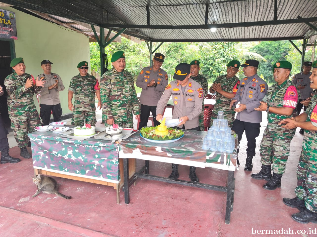 Tiga Polsek di Pelalawan Datangi Koramil 04 Pangkalan Kuras Ucapkan Selamat HUT TNI ke-80