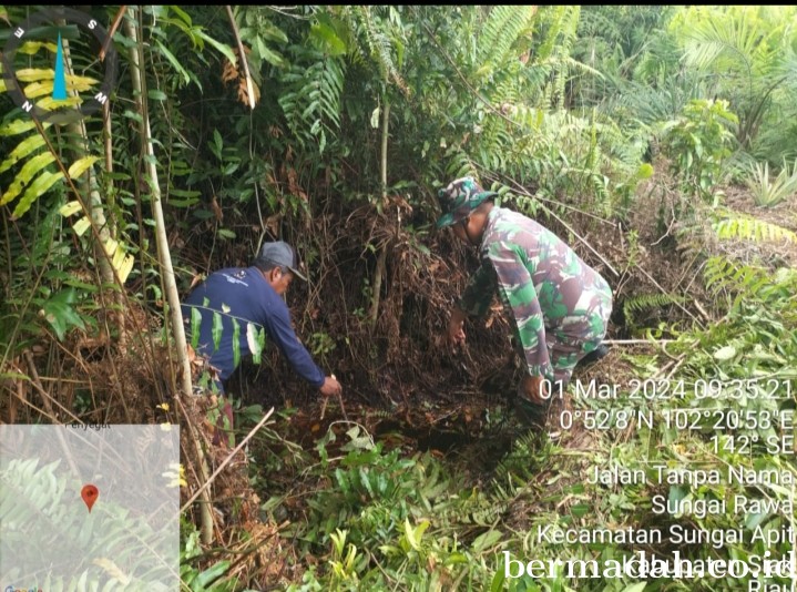 Kali Ini Penanggulangan Karhutla di lintas Wilayah Koramil 06/PWK Sabak Auh Jumat tanggal 1 Maret