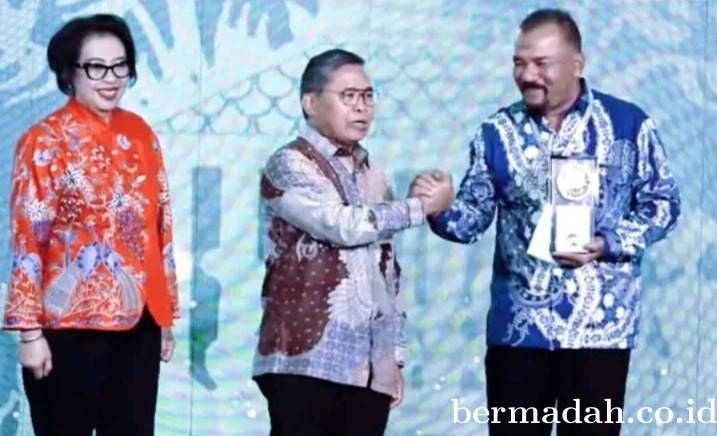 Kabupaten Rokan Hilir Terima Penghargaan Piala Adipura 2023
