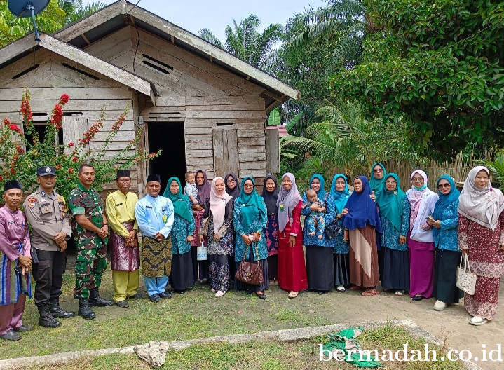 Babinsa Koramil 02/SA Serda Noven Herkamri Sosialisasi Imunisasi Anak dan balita Zero Dose